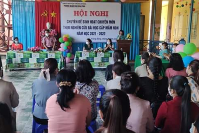 Phòng Giáo dục và Đào tạo huyện Krông Bông tổ chức chuyên đề “Sinh hoạt chuyên môn theo nghiên cứu bài học” tại trường mẫu giáo Sơn Ca